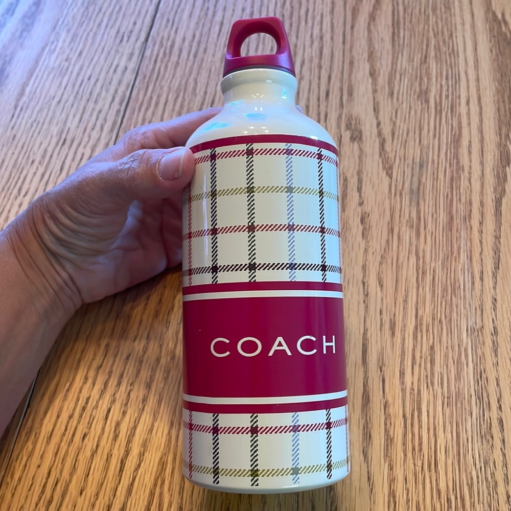 Coach tattersol, water bottle w lid, small small inclusions, good shape!